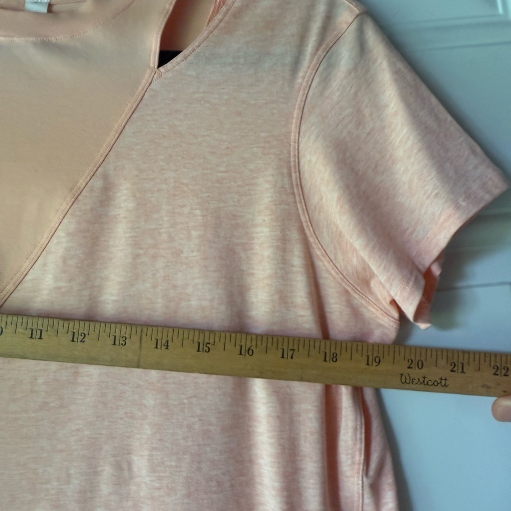 Lululemon LA Relaxed Tee - Picture 7 of 8